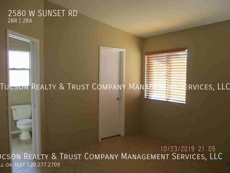 2580 W Sunset Rd - Photo 7 of 10