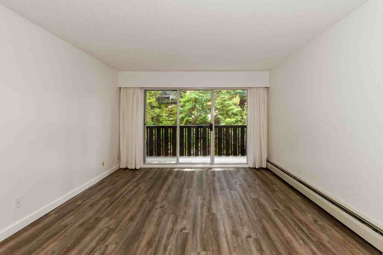 Sir John Franklin Apartments - Photo 5 of 8