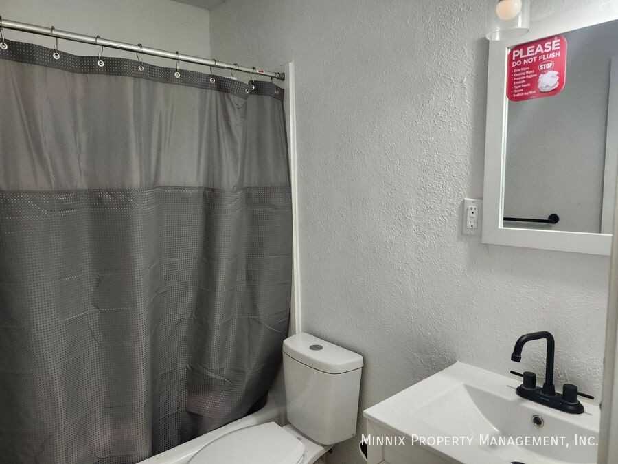 5005 Avenue W #2 - Photo 2 of 6