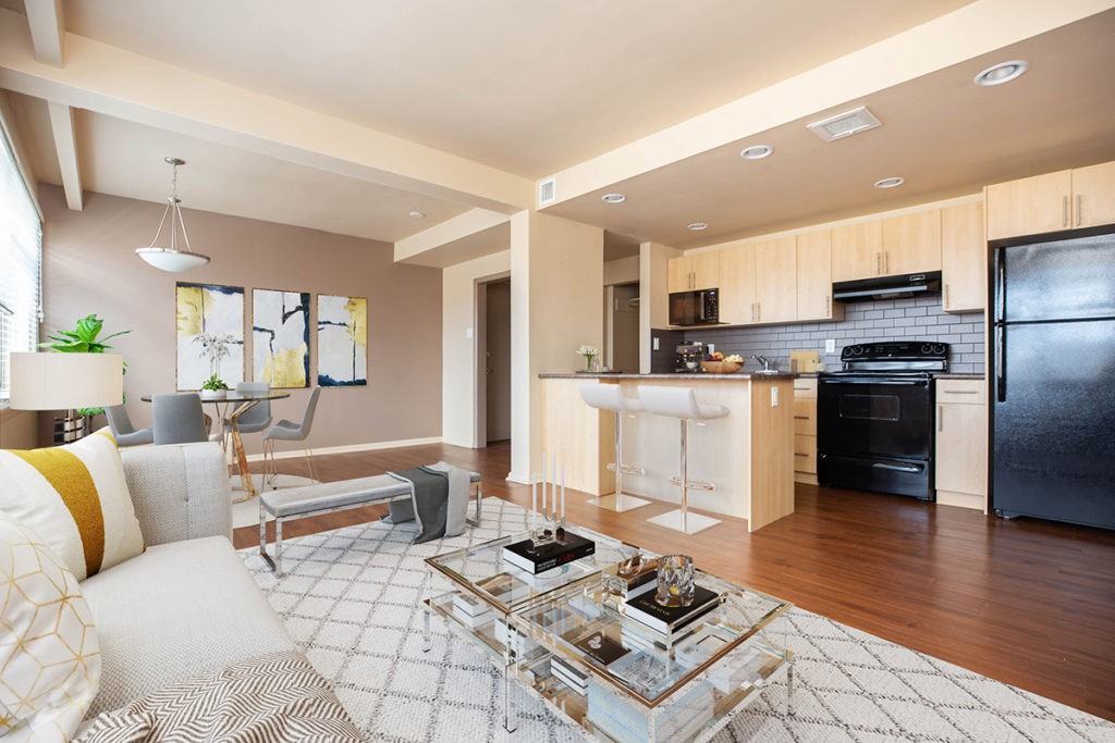 Lanark Gardens - Photo 3 of 7