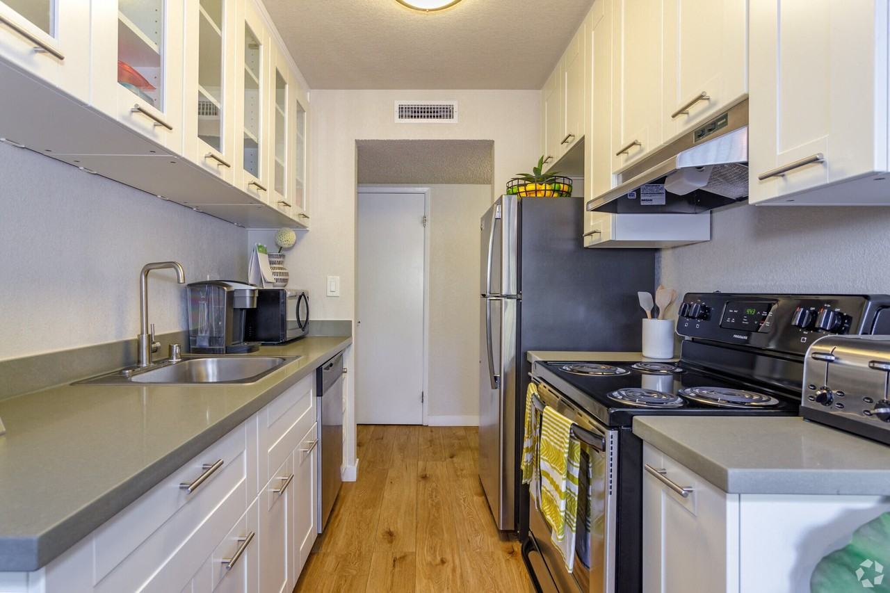 Courtyard by Trion Living - Photo 4 of 11