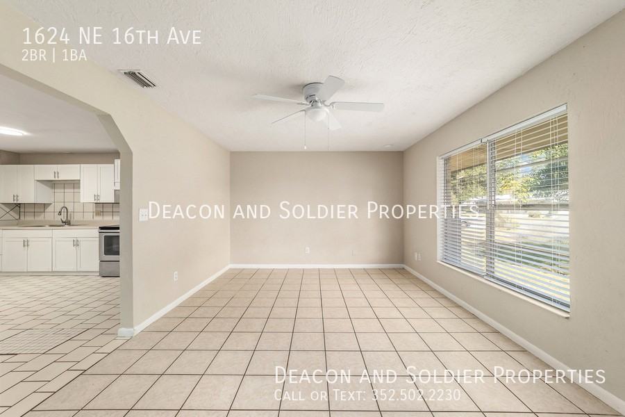 1624 Ne 16th Ave - Photo 5 of 43