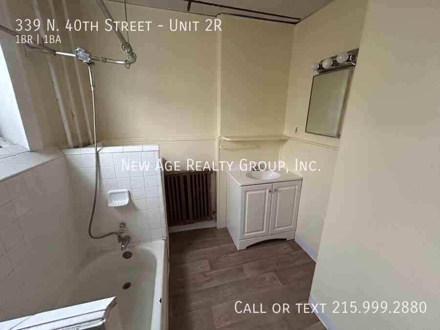 339 N 40th St #2R - Photo 5 of 11