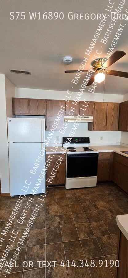 S75W16890 Gregory Dr #G - Photo 2 of 22