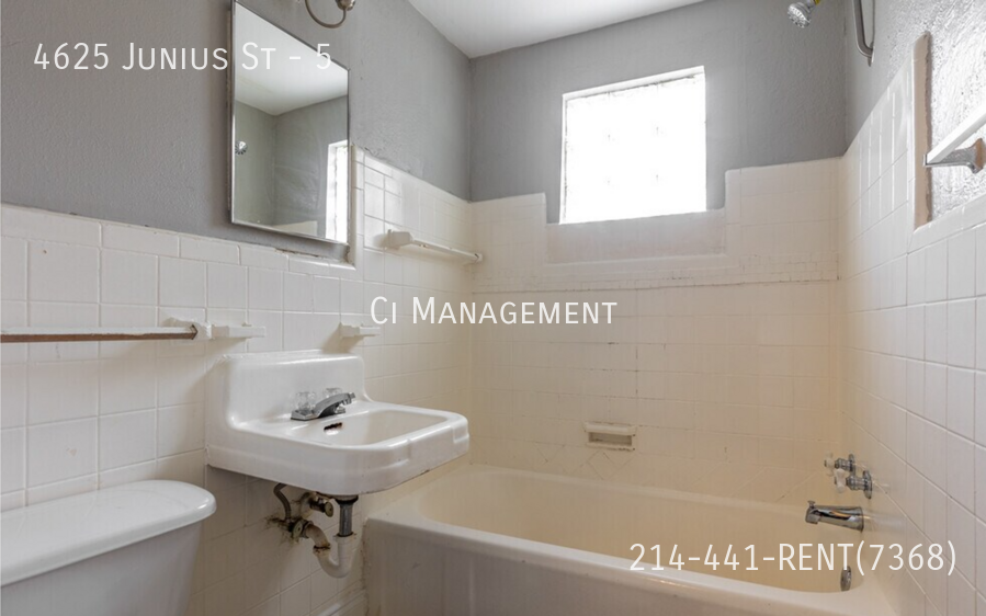 4625 Junius St #5 - Photo 6 of 8