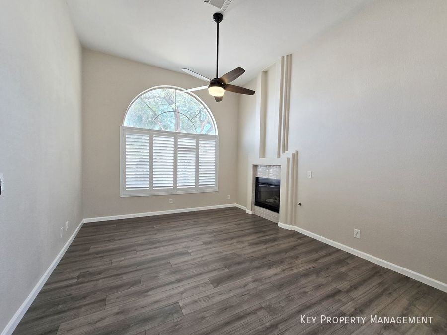 7709 Wedlock Ln - Photo 5 of 31