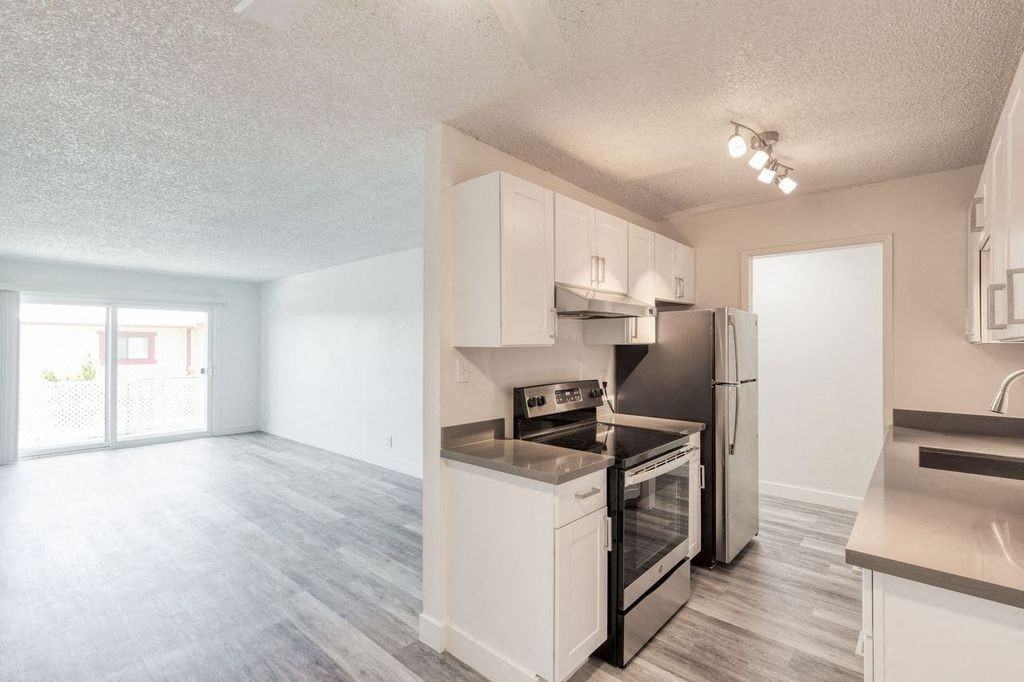 Fenix 424 by Trion Living - Photo 3 of 24