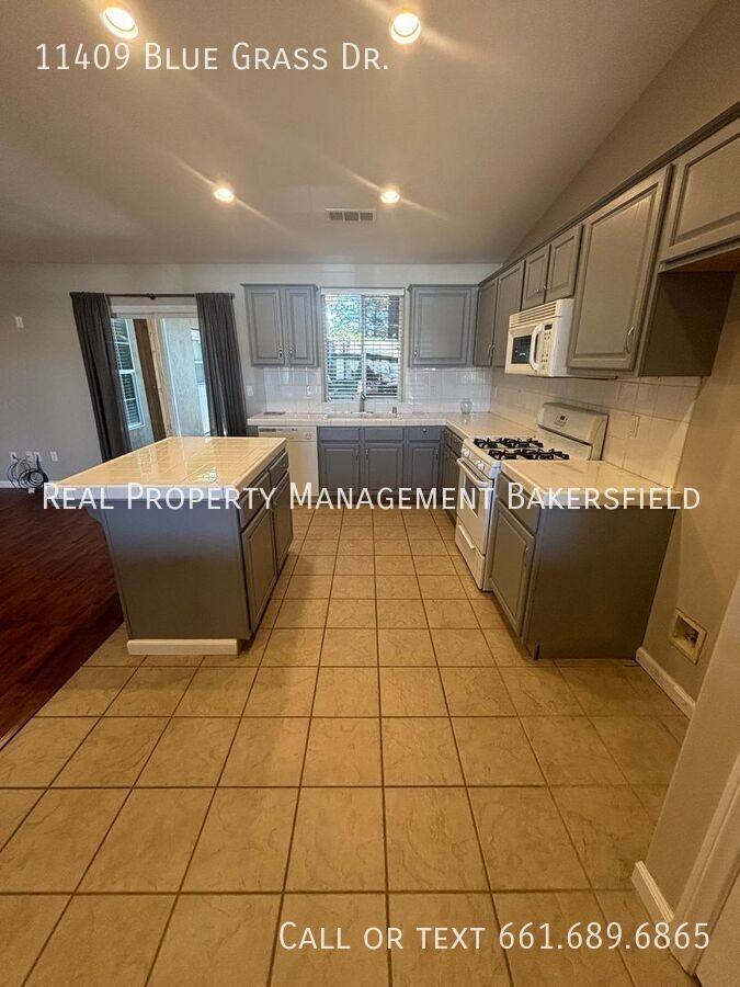 11409 Blue Grass Dr - Photo 7 of 23