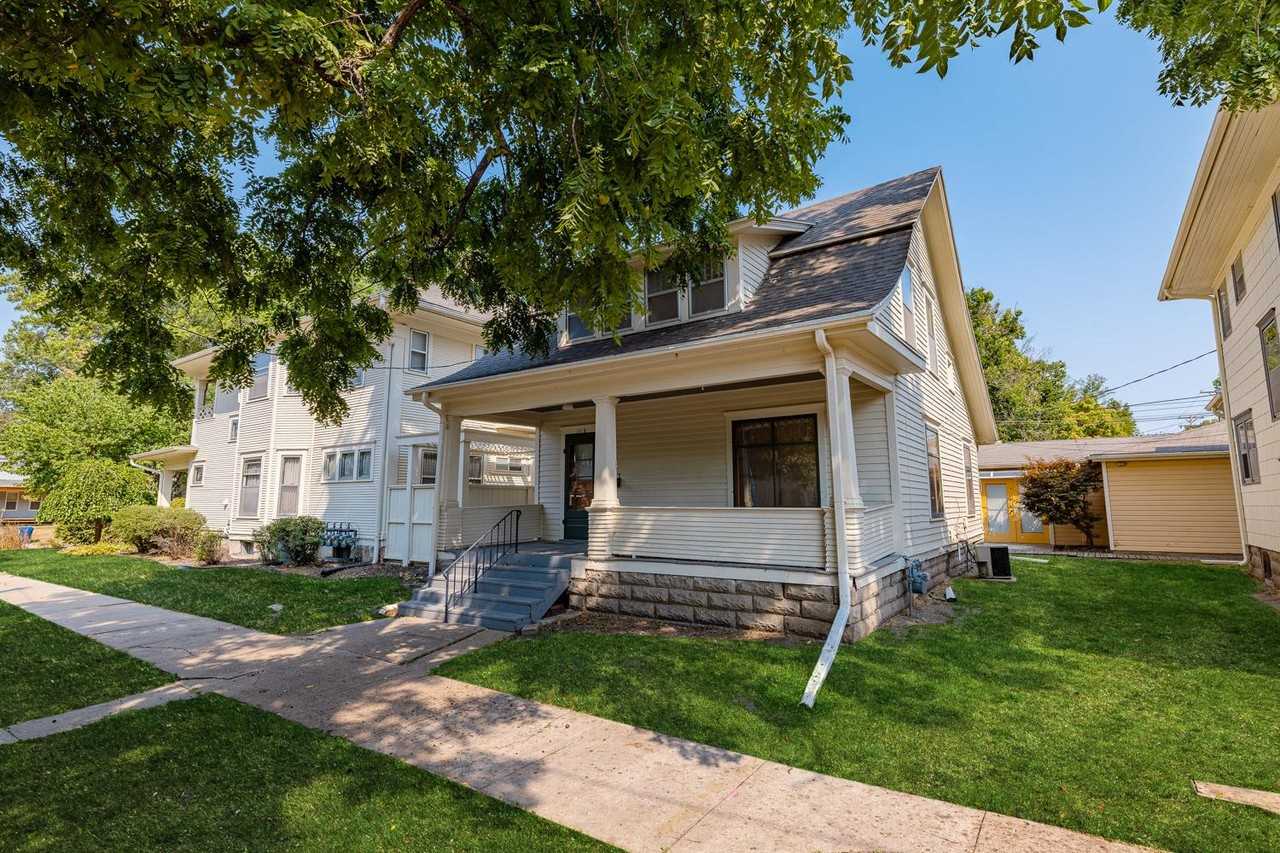 1116 S 17th St - Photo 2 of 36