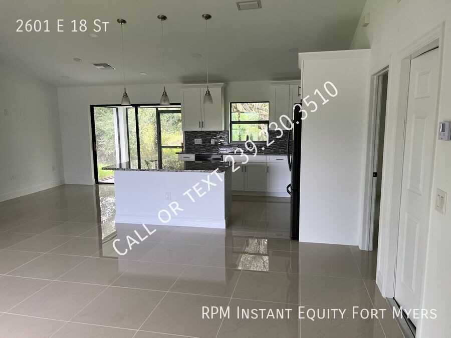 2601 E 18th St - Photo 2 of 17