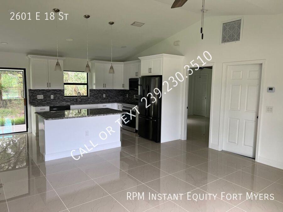 2601 E 18th St - Photo 3 of 17