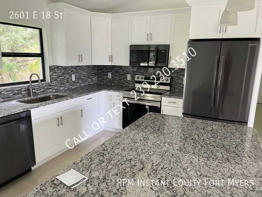 2601 E 18th St - Photo 4 of 17