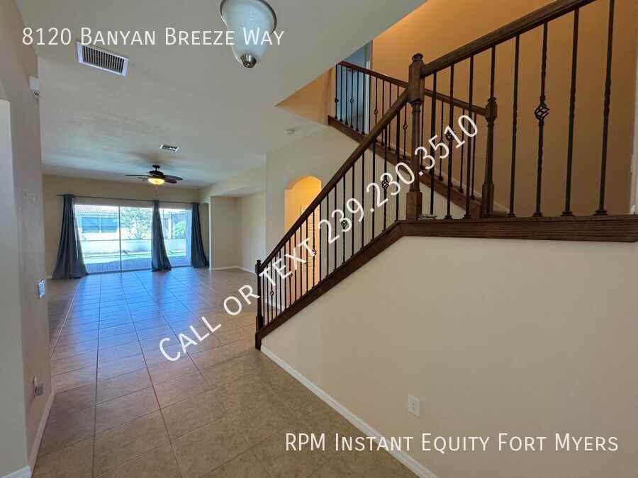 8120 Banyan Breeze Way - Photo 2 of 31
