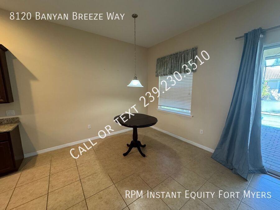 8120 Banyan Breeze Way - Photo 7 of 31