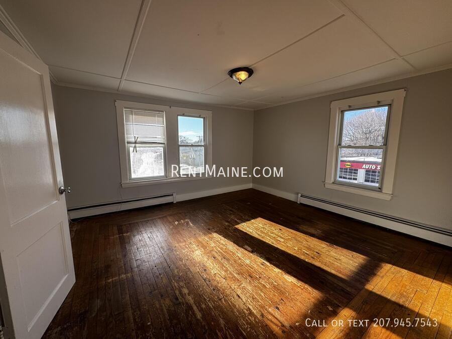 131 College Ave #5 - Photo 5 of 10