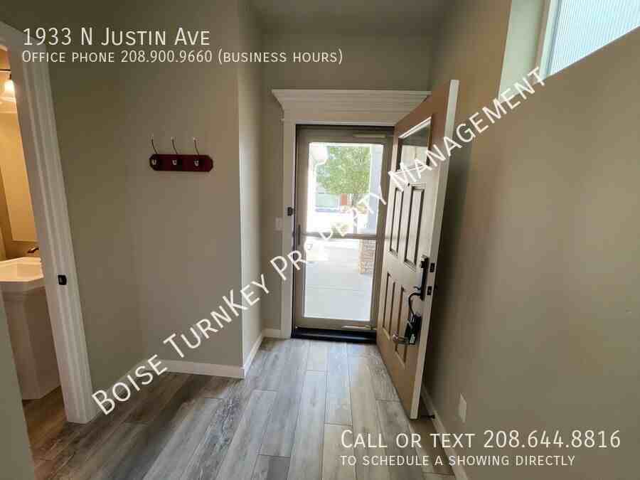 1933 N Justin Ave - Photo 4 of 37