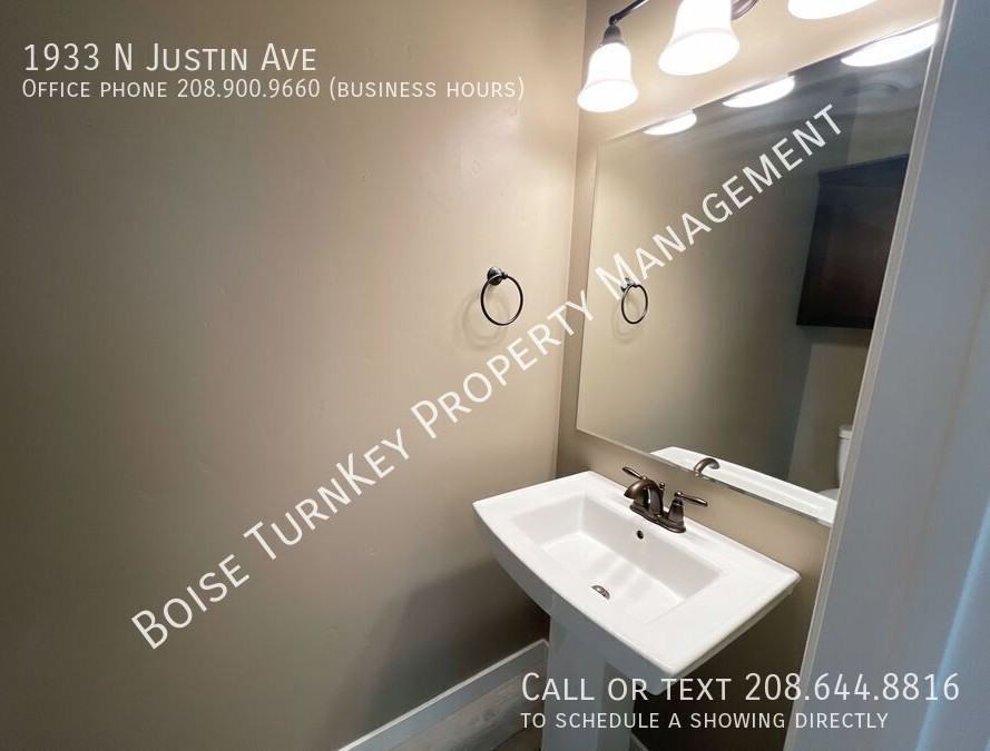 1933 N Justin Ave - Photo 6 of 37