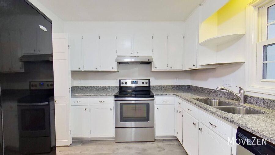 1422 Delane Ave - Photo 3 of 19