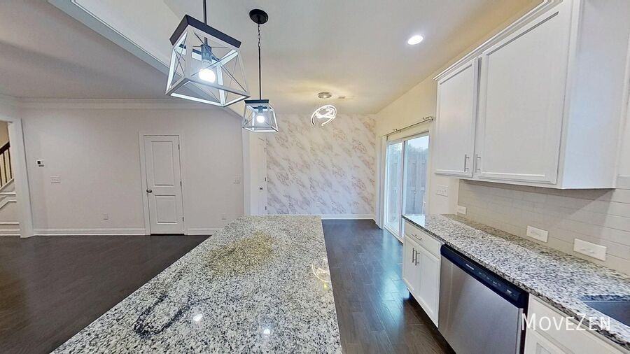 203 Hartland Pl - Photo 6 of 40