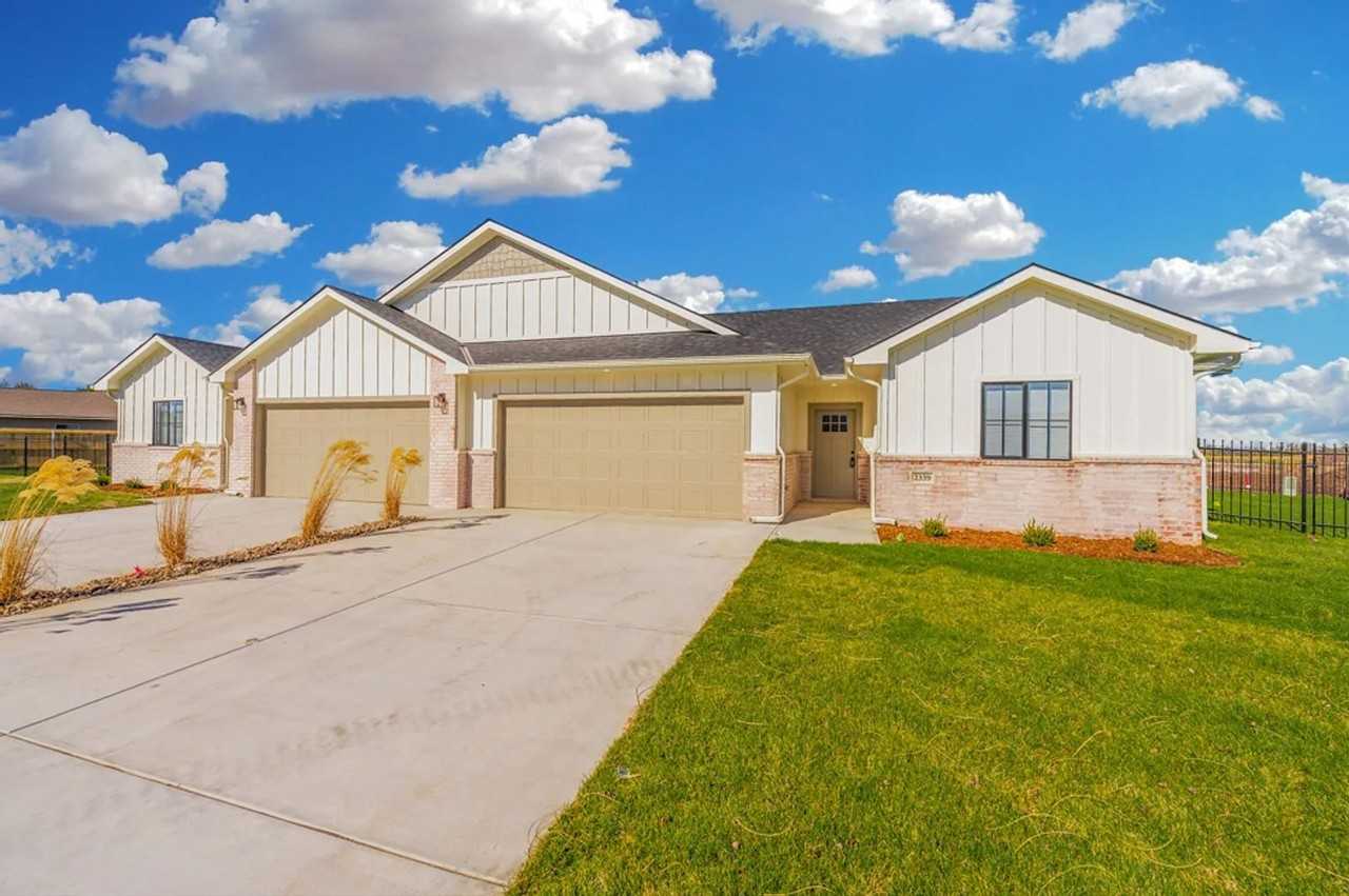 2331 S Spring Hill Ct - Photo 7 of 25