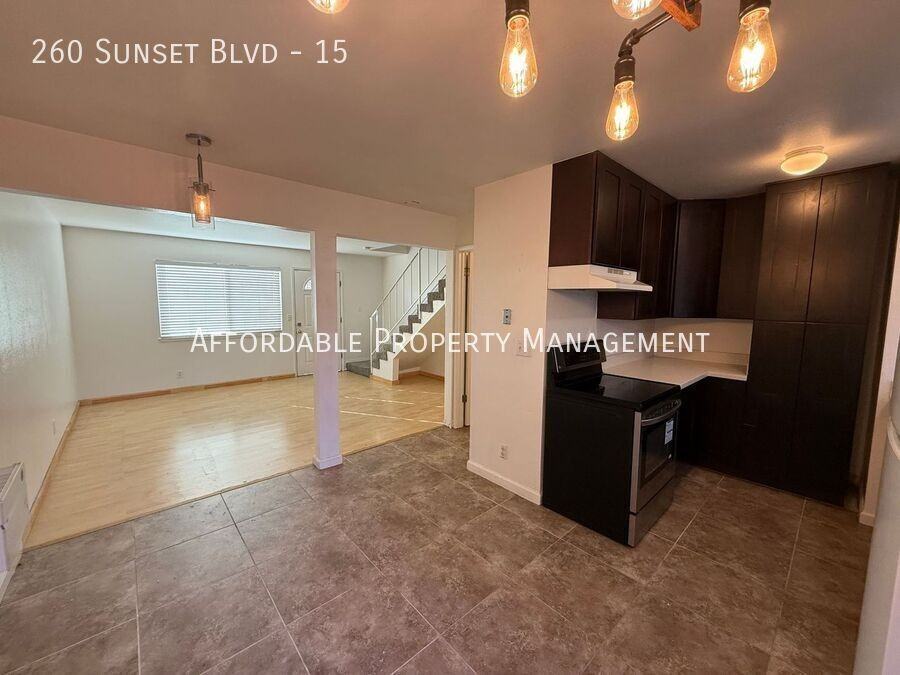 260 Sunset Blvd #15 - Photo 5 of 21