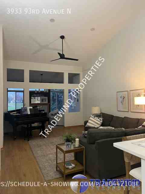 3933 93rd Ave N - Photo 5 of 13