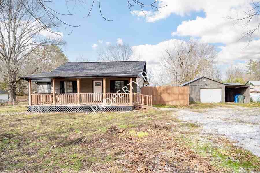 8229 Patterson Rd - Photo 3 of 35