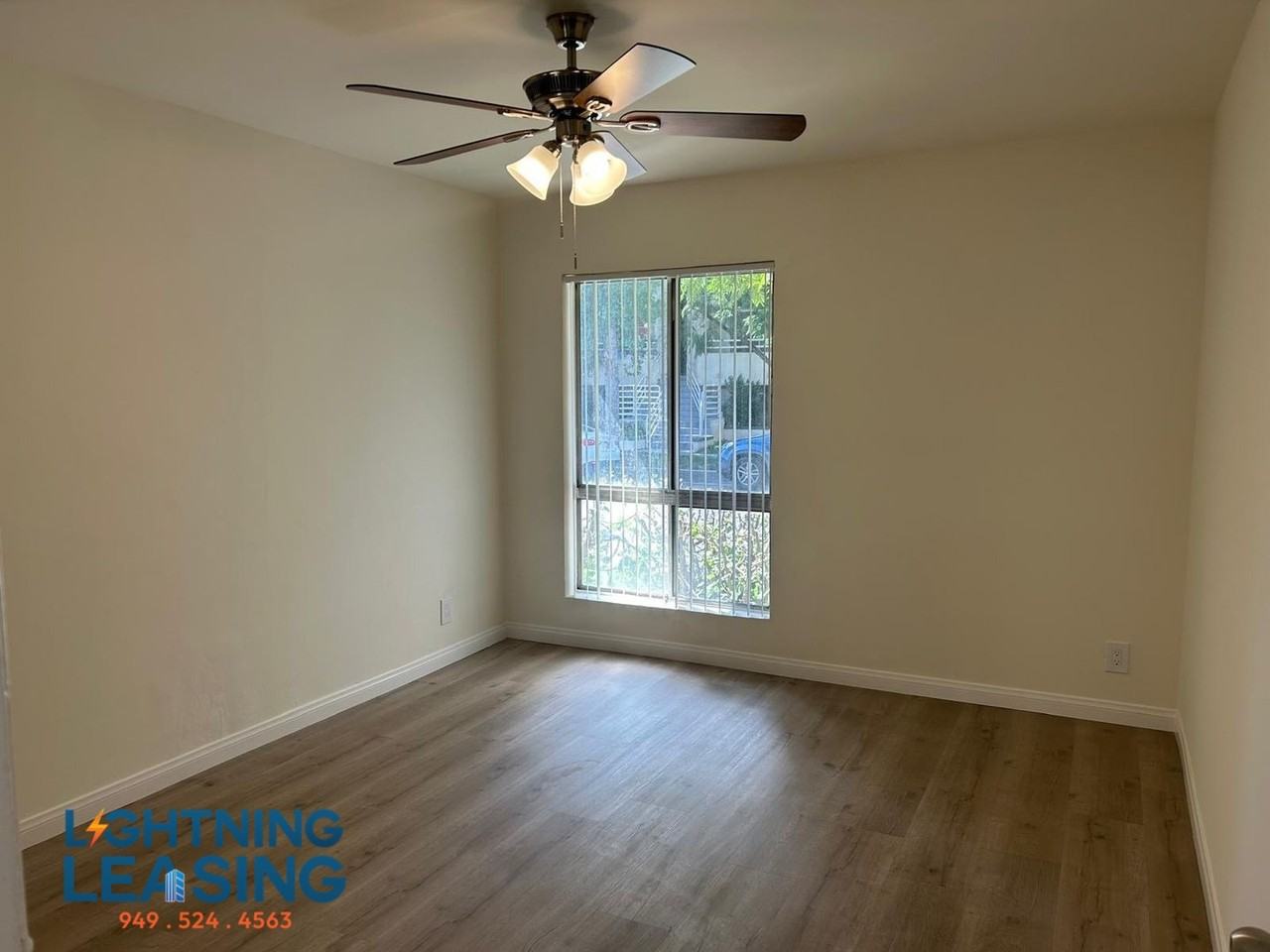 5133 Yarmouth Ave #31D - Photo 6 of 11