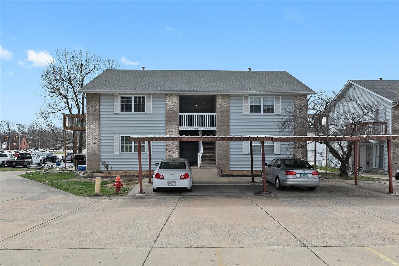 2636 Villa Park Dr #D - Photo 3 of 10