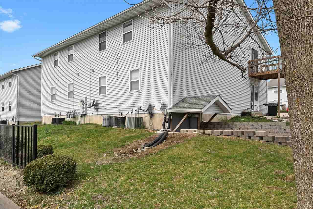 2636 Villa Park Dr #D - Photo 4 of 10