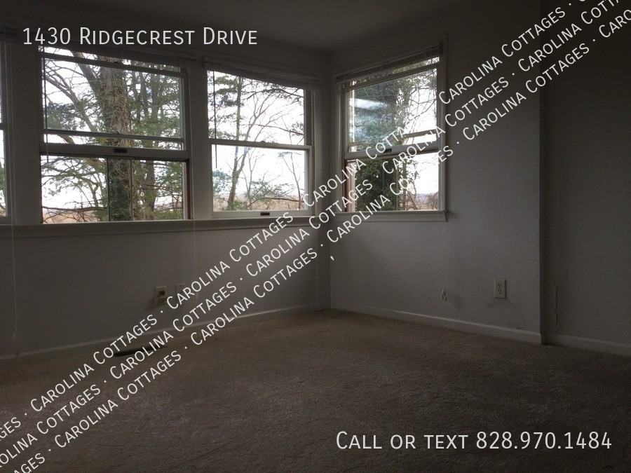 1430 Ridgecrest Dr - Photo 4 of 15