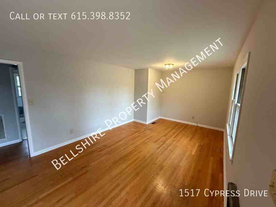 1517 Cypress Dr - Photo 3 of 17