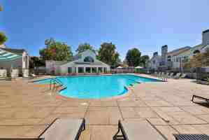 featured image of 700 Bounty Dr