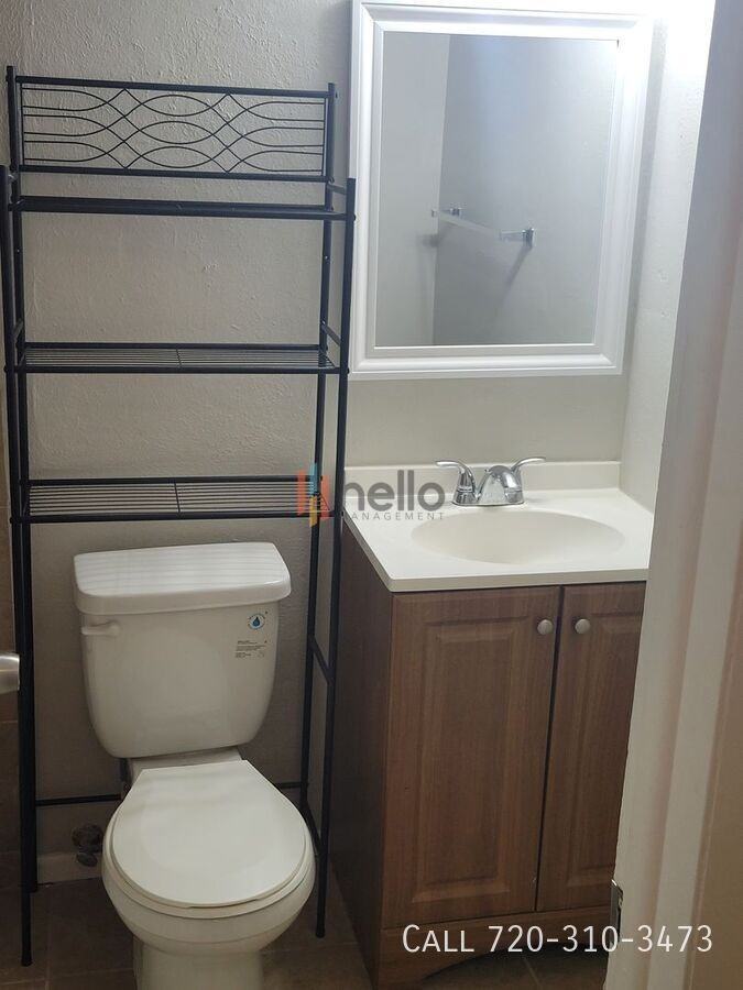 1400 W Mississippi Ave #105 - Photo 6 of 11