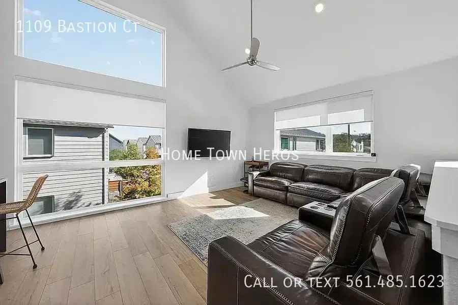 1109 Bastion Ct - Photo 3 of 29