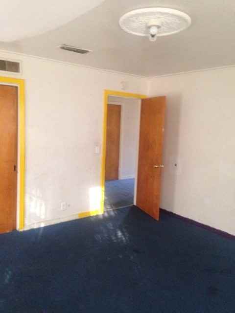 3317 W College St - Photo 4 of 8