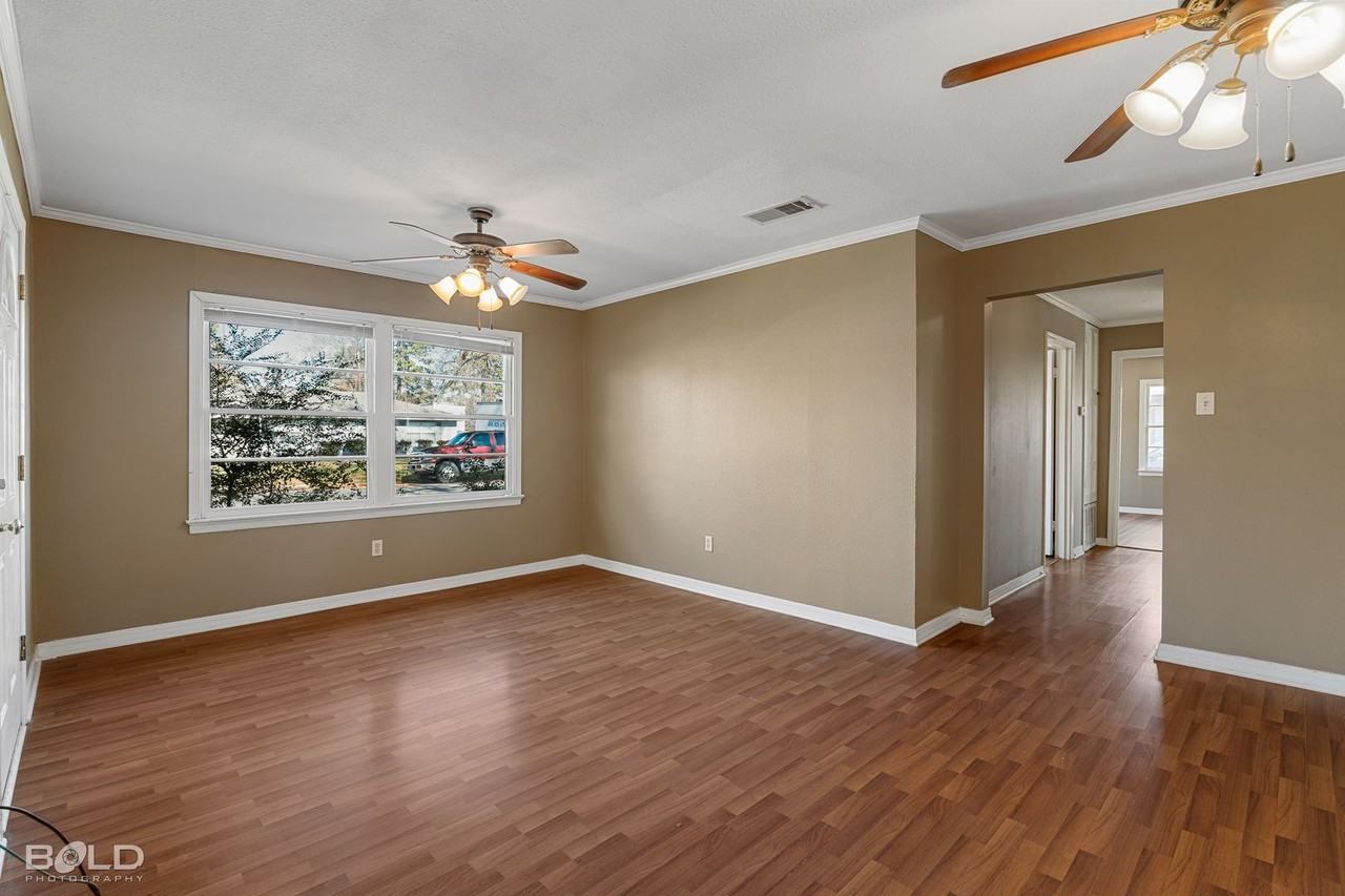 1009 Dale Dr - Photo 6 of 29