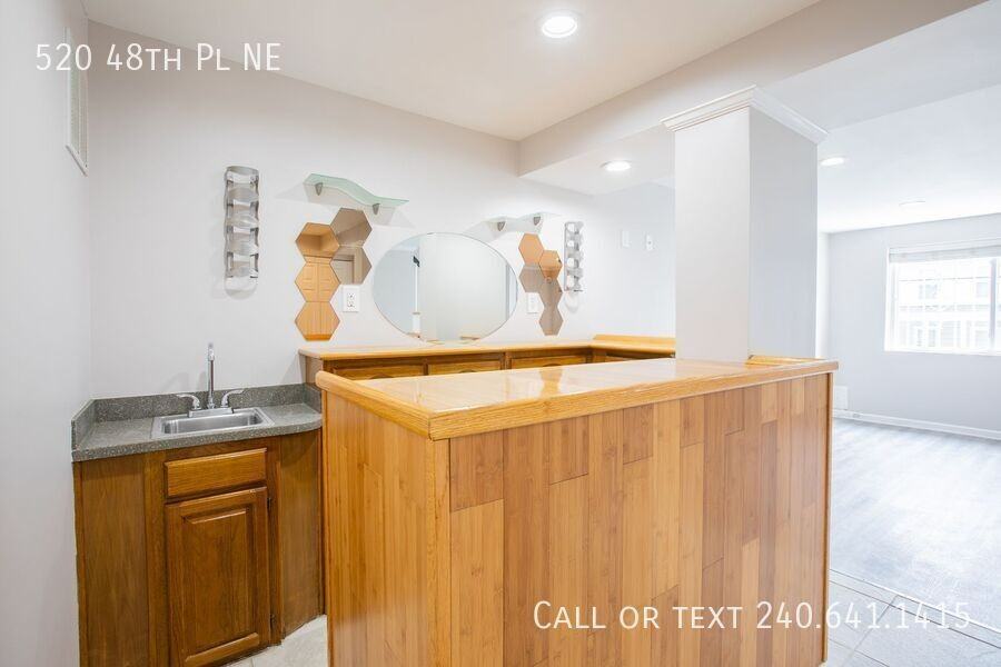 520 48th Pl Ne - Photo 6 of 28