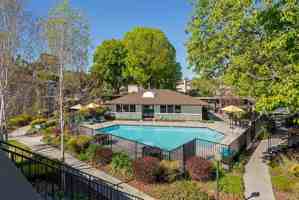 featured image of 40640 High St