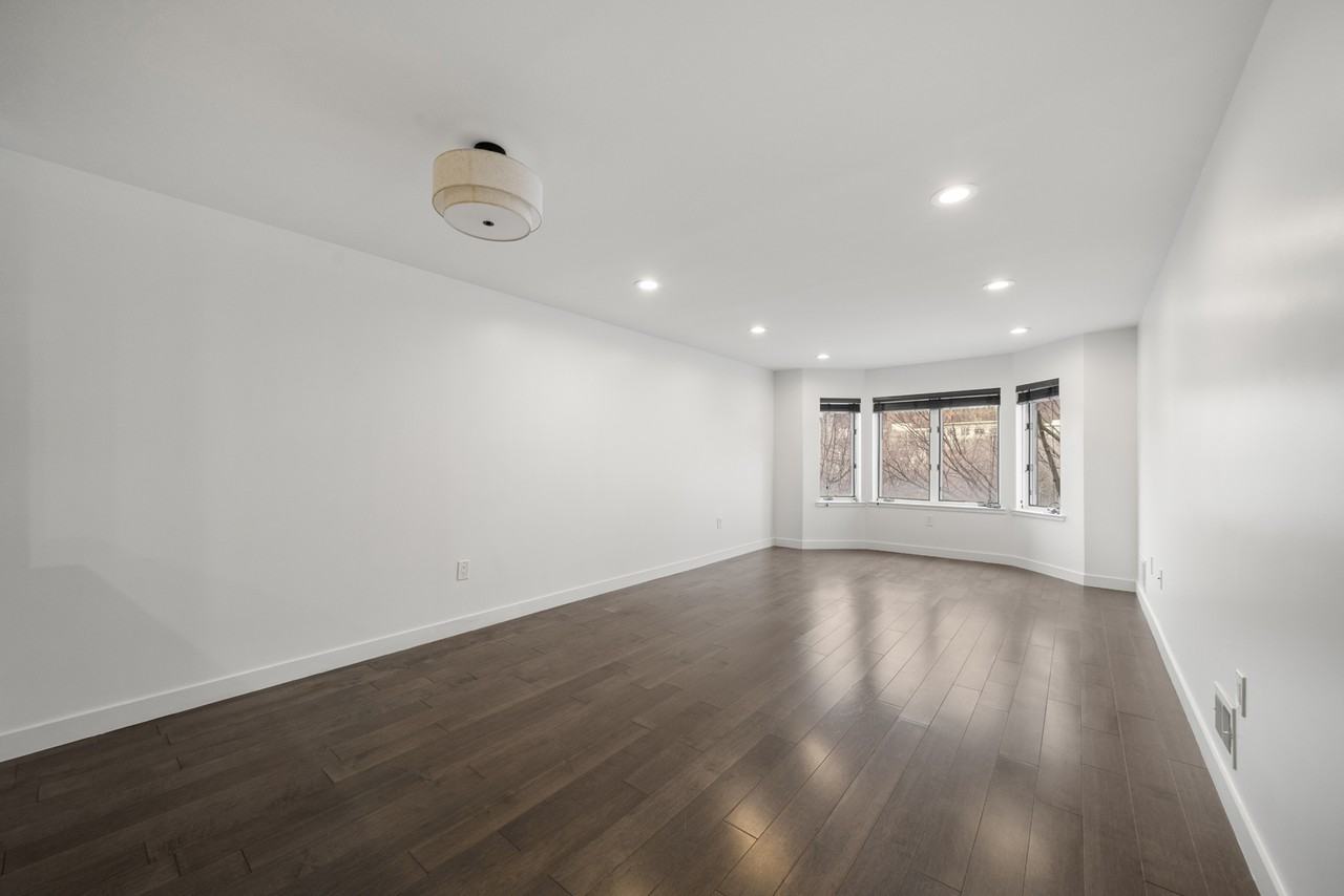 417 Ellery Ct #417 - Photo 6 of 27