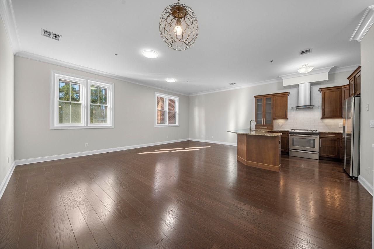 1600 Kaufer Ln #16 - Photo 3 of 32