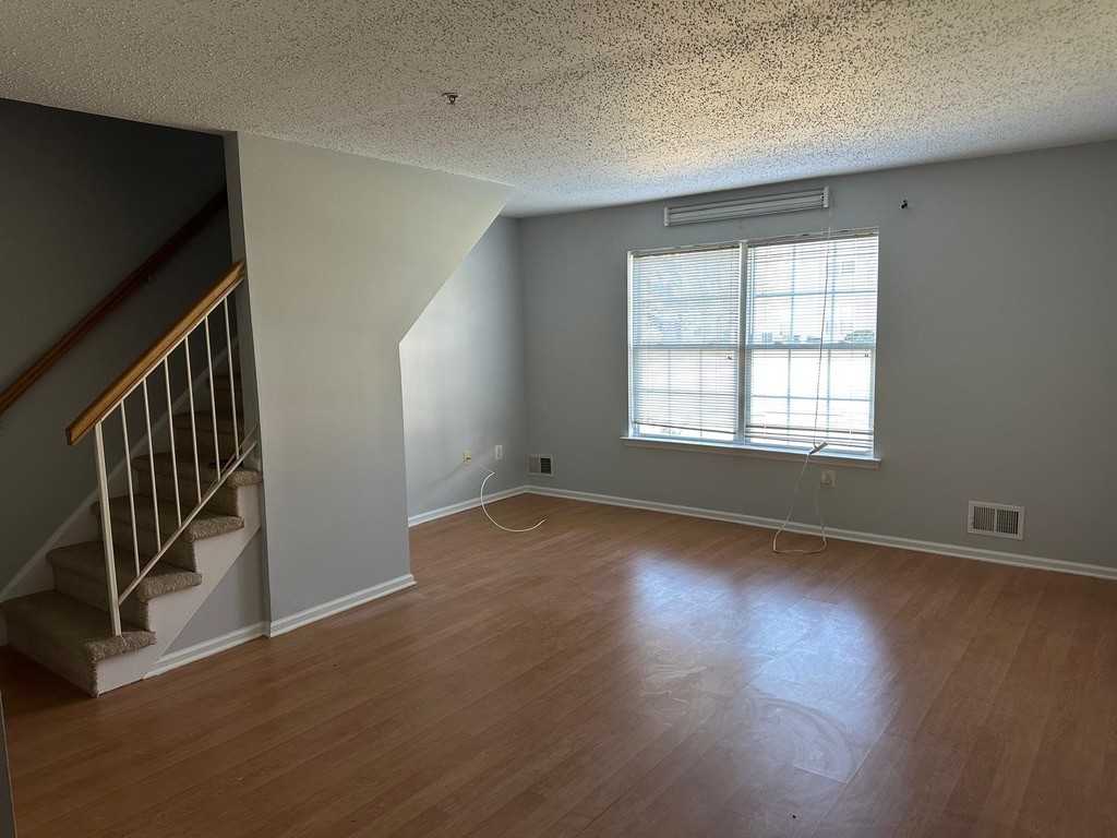 108 Prestwick Way #108 - Photo 3 of 19