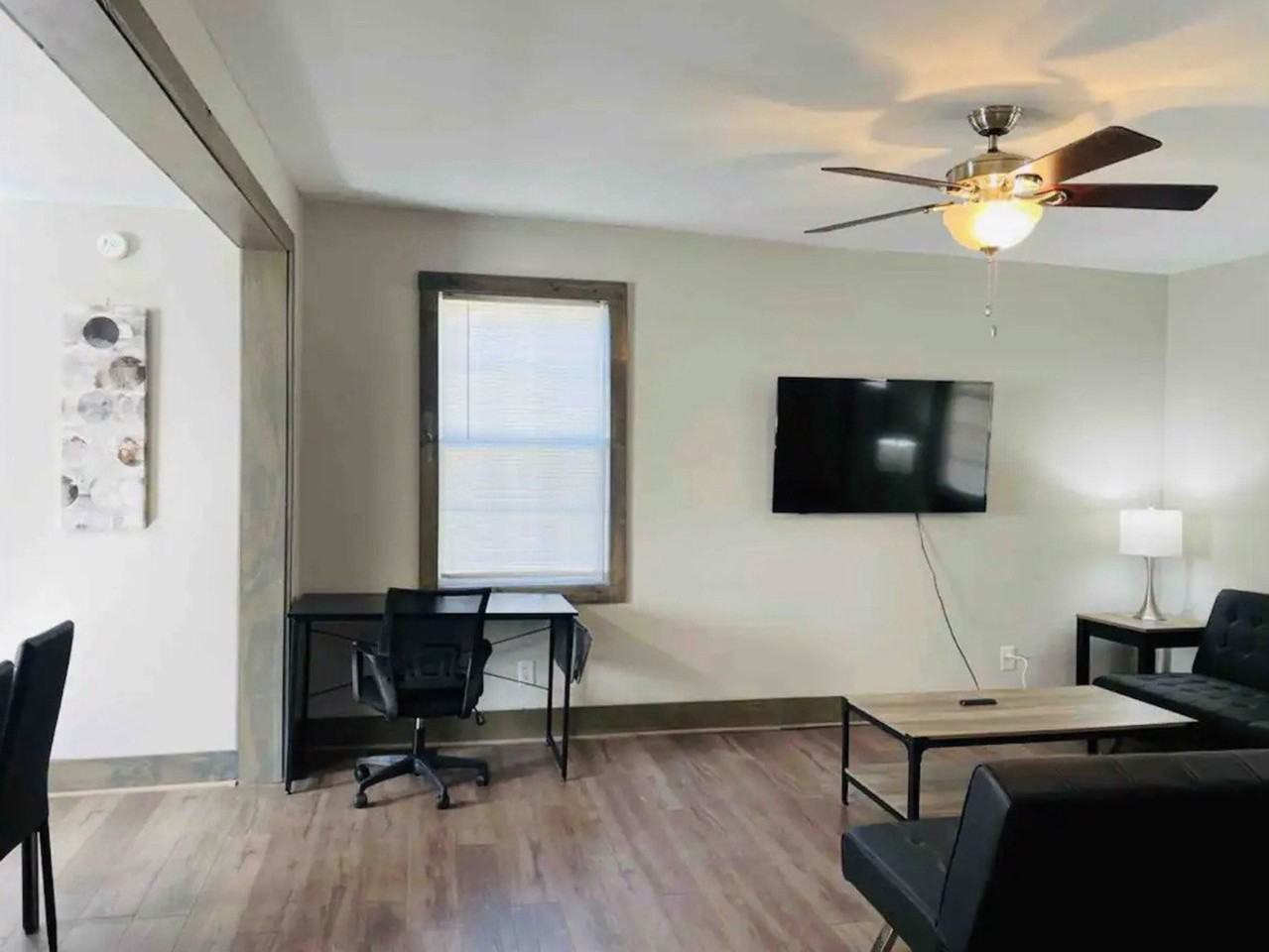 527 S Hamilton St #NA - Photo 7 of 10