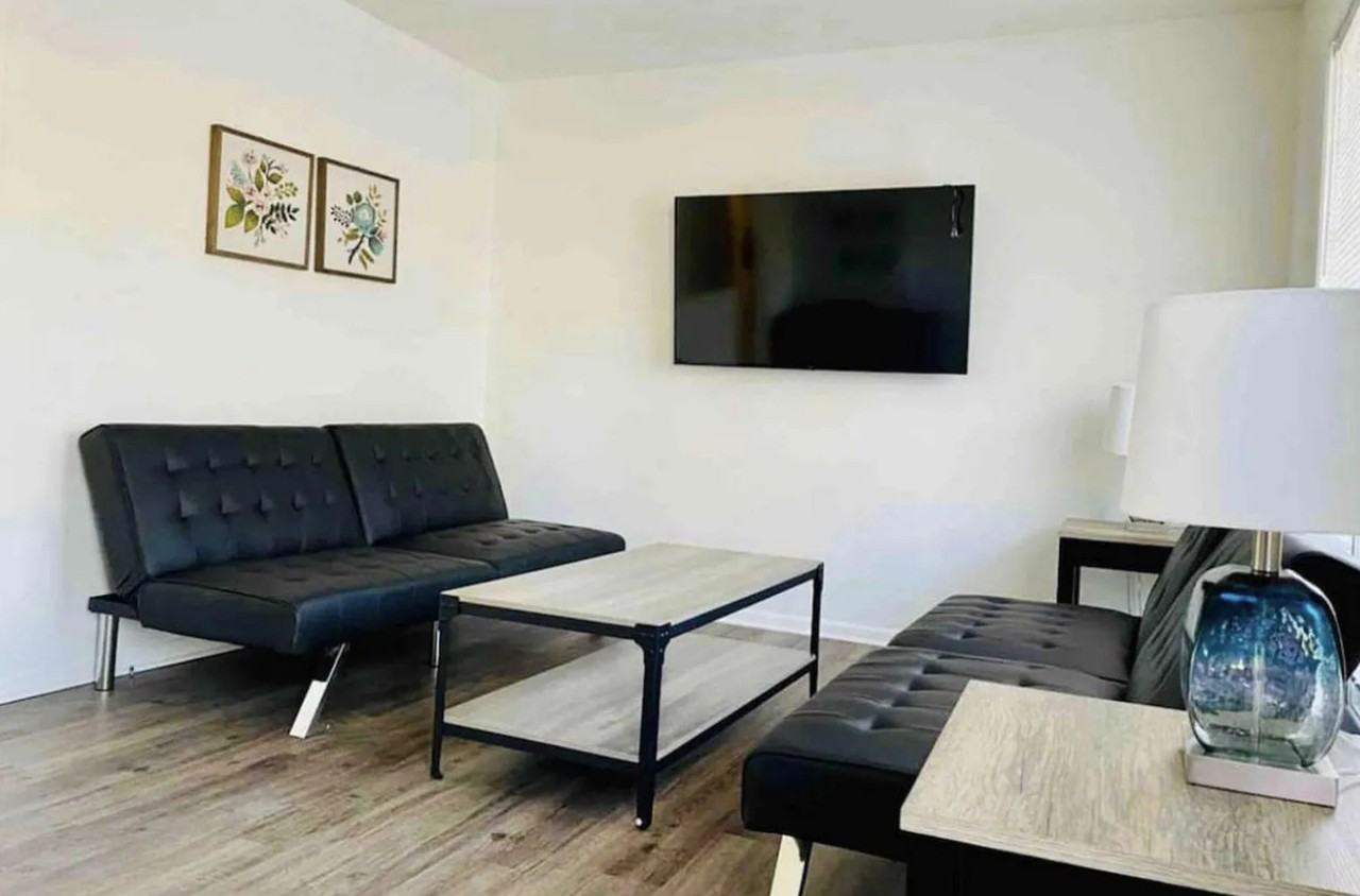 214 Bedford Dr #NA - Photo 2 of 8