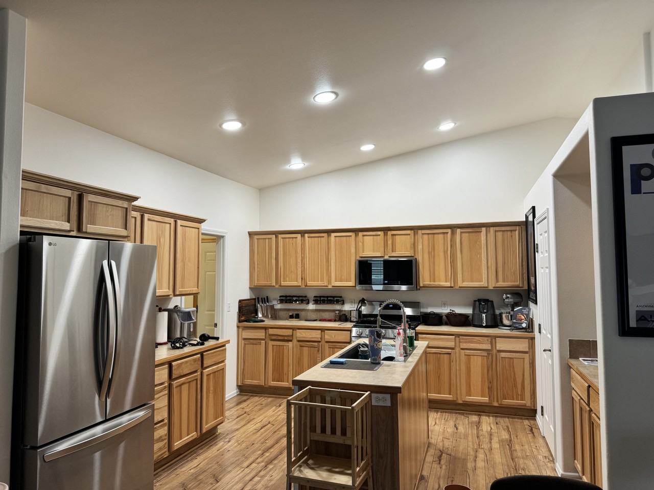 3042 Sw Indian Pl #NA - Photo 3 of 10