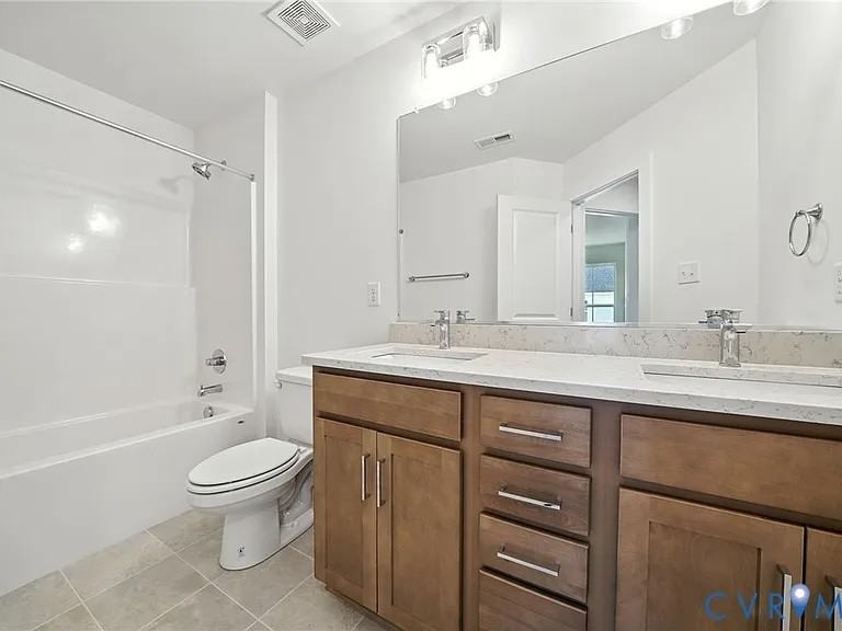 15315 Sunray Aly #1 - Photo 6 of 25