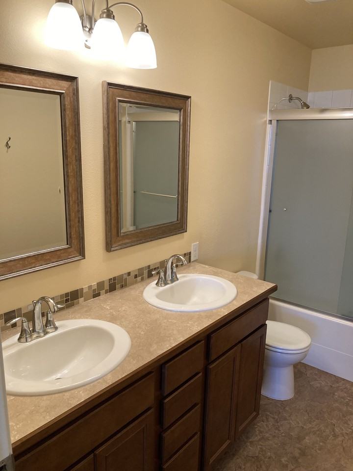 12201 E Boone Ave #NA - Photo 7 of 11