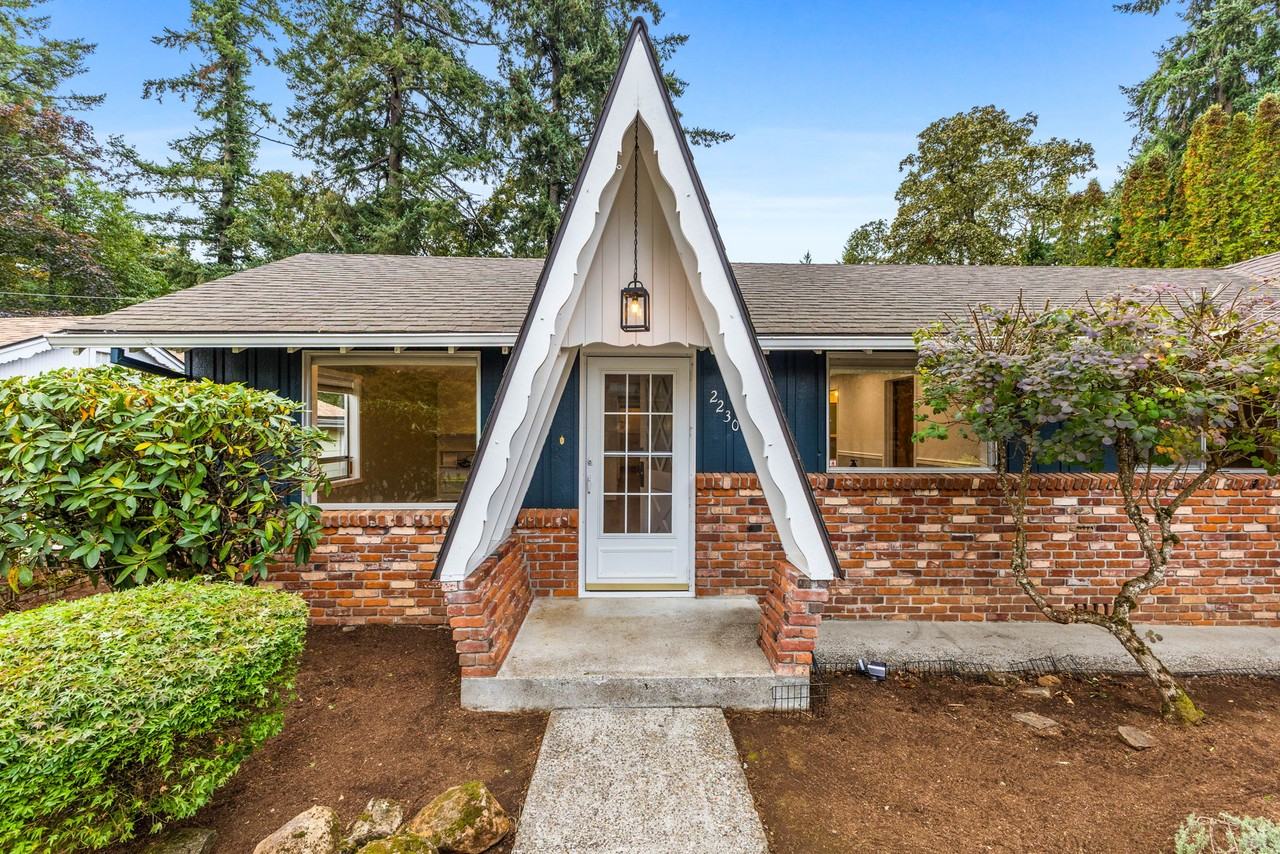 2230 Jasper Way Nw #NA - Photo 4 of 33