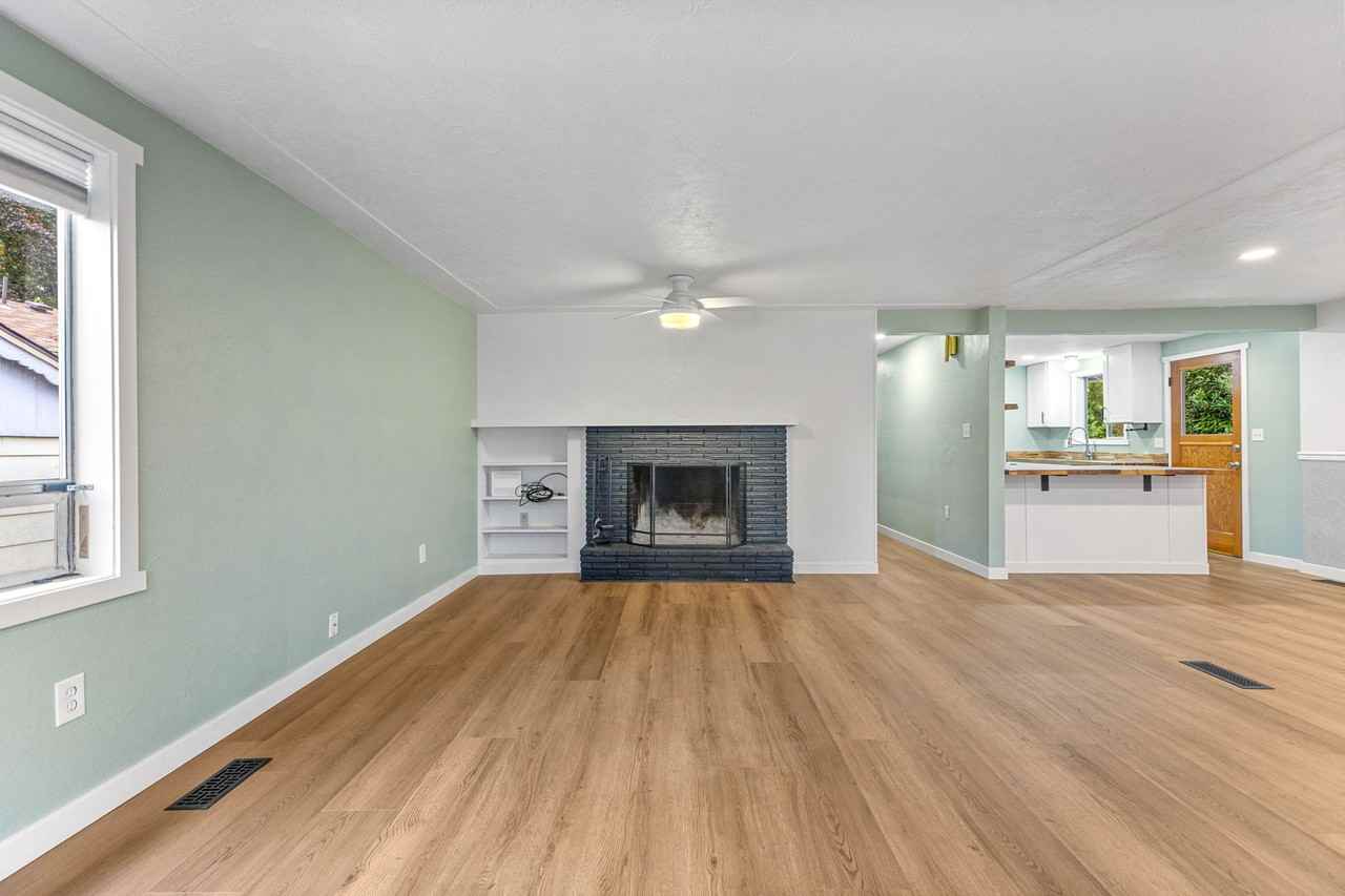 2230 Jasper Way Nw #NA - Photo 5 of 33