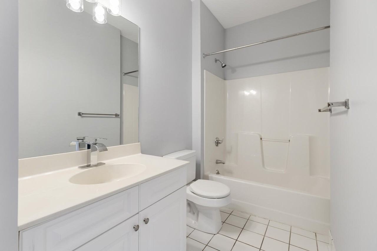 72 Ashland St #307 - Photo 3 of 24